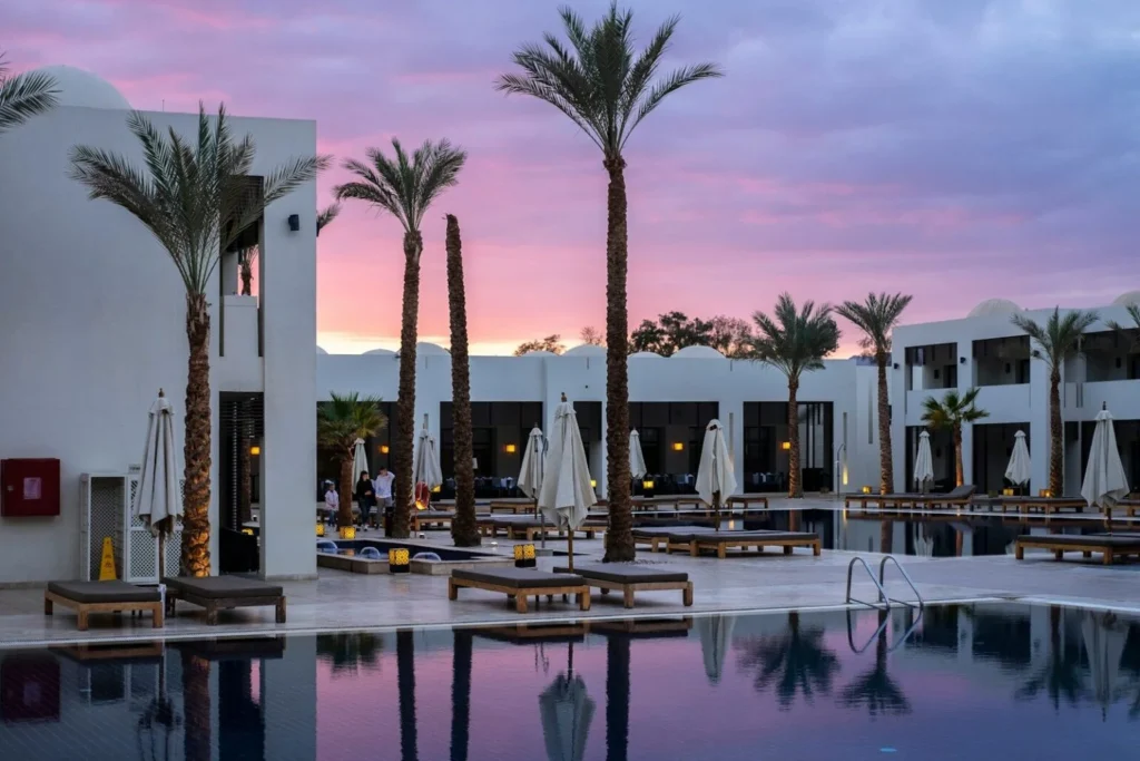 Travel Tweaks Hotels: Best Hotel Travel Tips, Smart Booking Hacks & What You Need to Know travel tweaks hotels